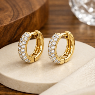 Işığın Kalbinde Buluşan Küpeler