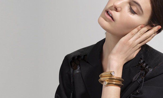 Tarzınıza Işık Katacak Bilezikler