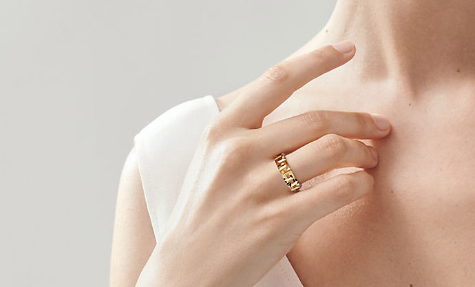 Yüzüklerde Zamansız Asalet